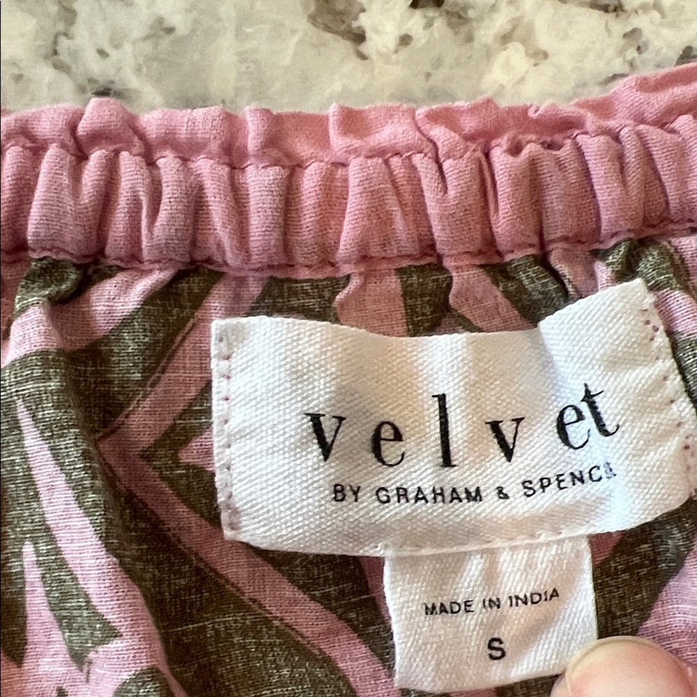 Velvet by Graham & Spencer Pink and Brown Patterned Blouse - Picture 5 of 6
